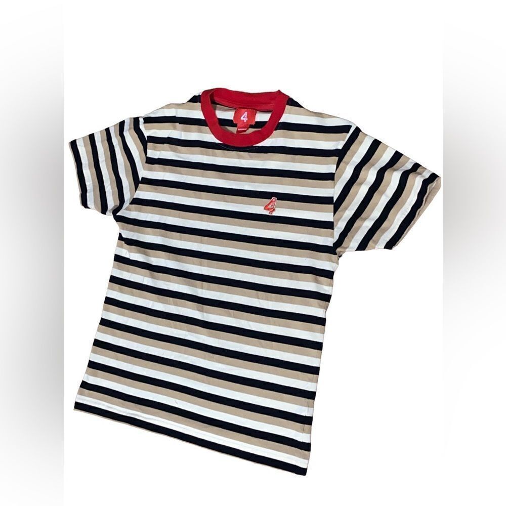 Very nice men 4 Hunnid Stripped T-Shirt size medium